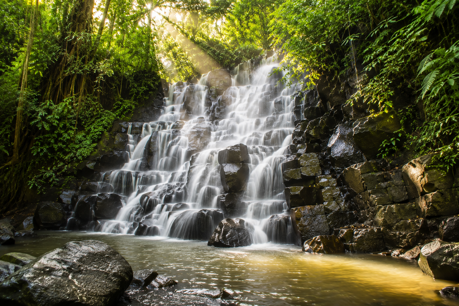 Kanto Lampo Waterfall Ubud Bali