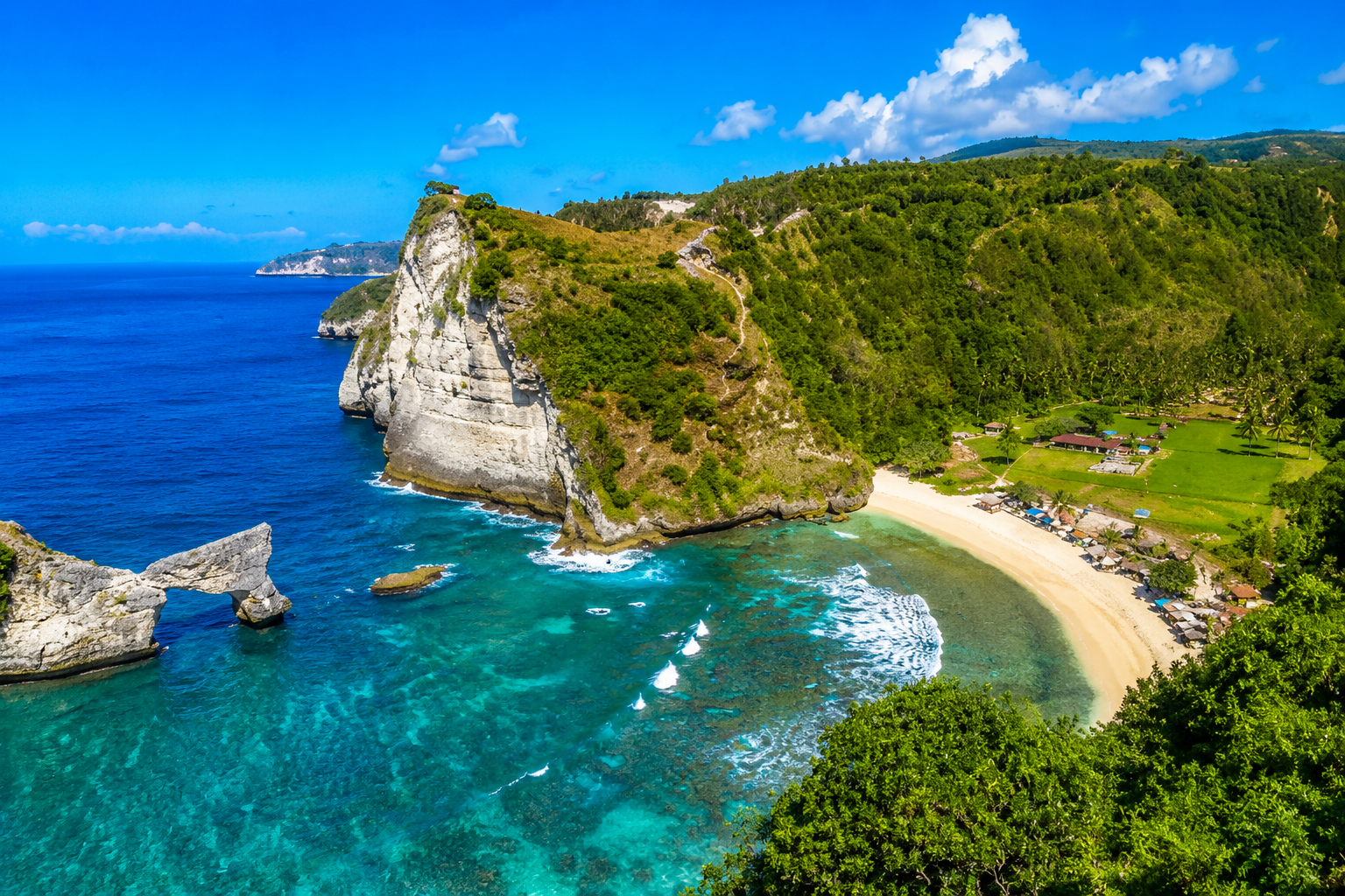 Atuh Beach bay, East Nusa Penida