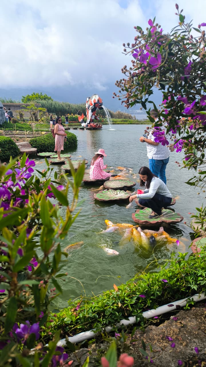 North Bali Custom Tour Ulun Danu Beratan Temple North Bali Custom Tour